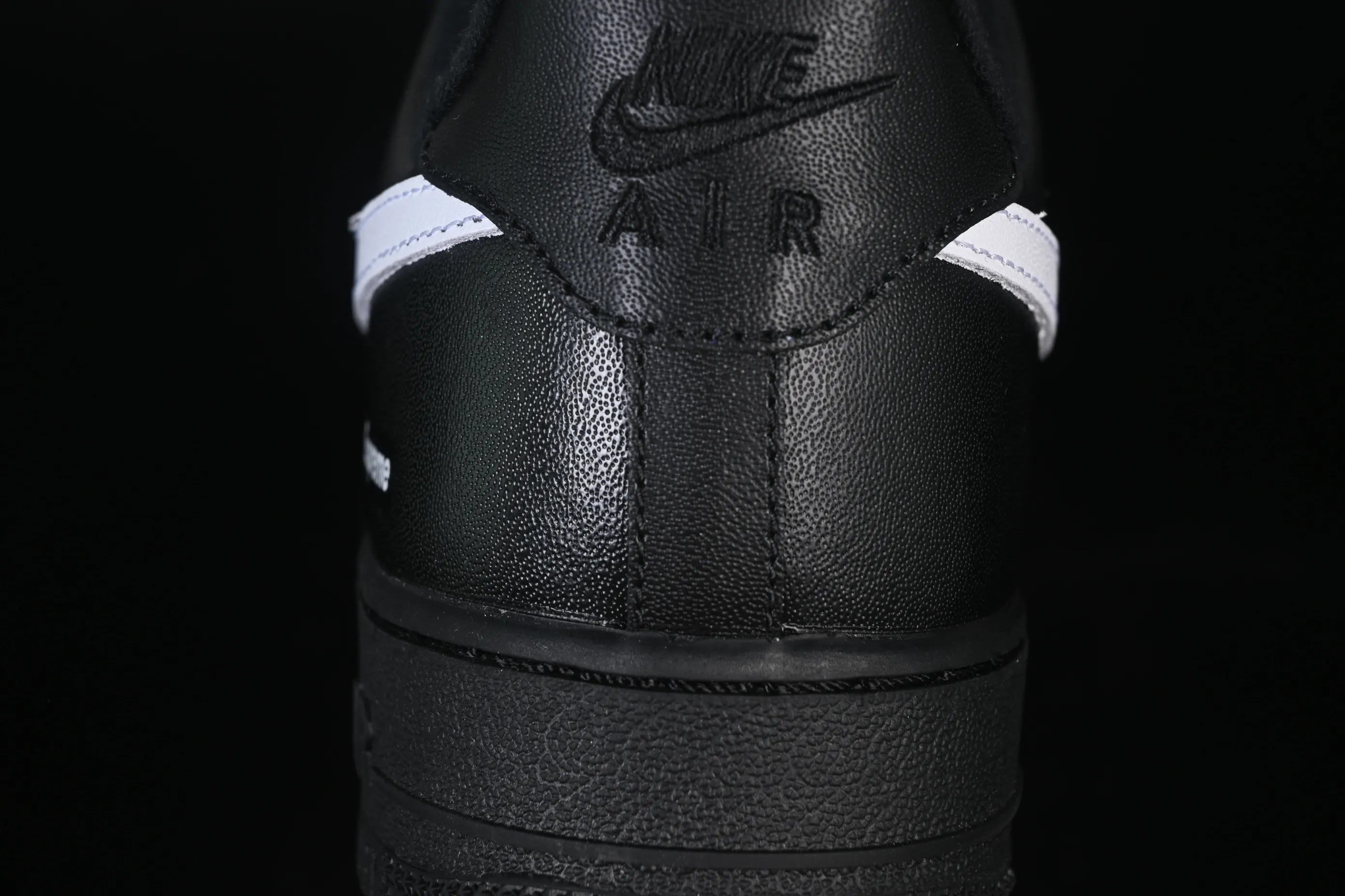 All categories Nk Air Force 1 Air Force series Nk Air Force 1 Low Air Force low-top Supreme x Nike Air Force 1'07 Low joint model Air Force 1 low-top casual sneakers CU9225-002